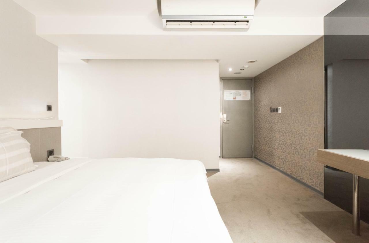 Saual Keh Hotel Тайпей Екстериор снимка